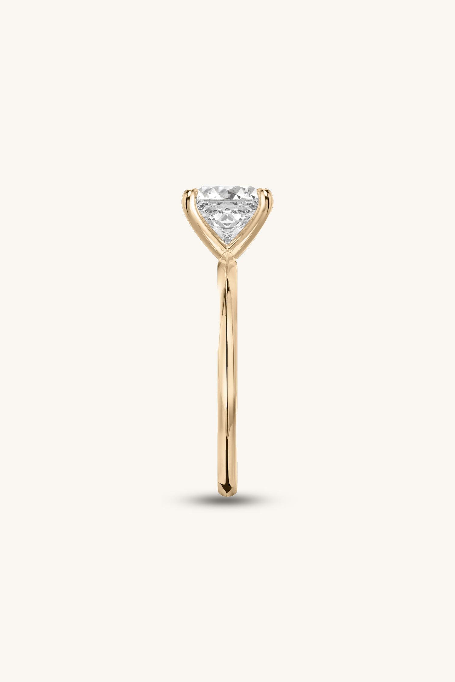 Amália Princess Solitaire Ring