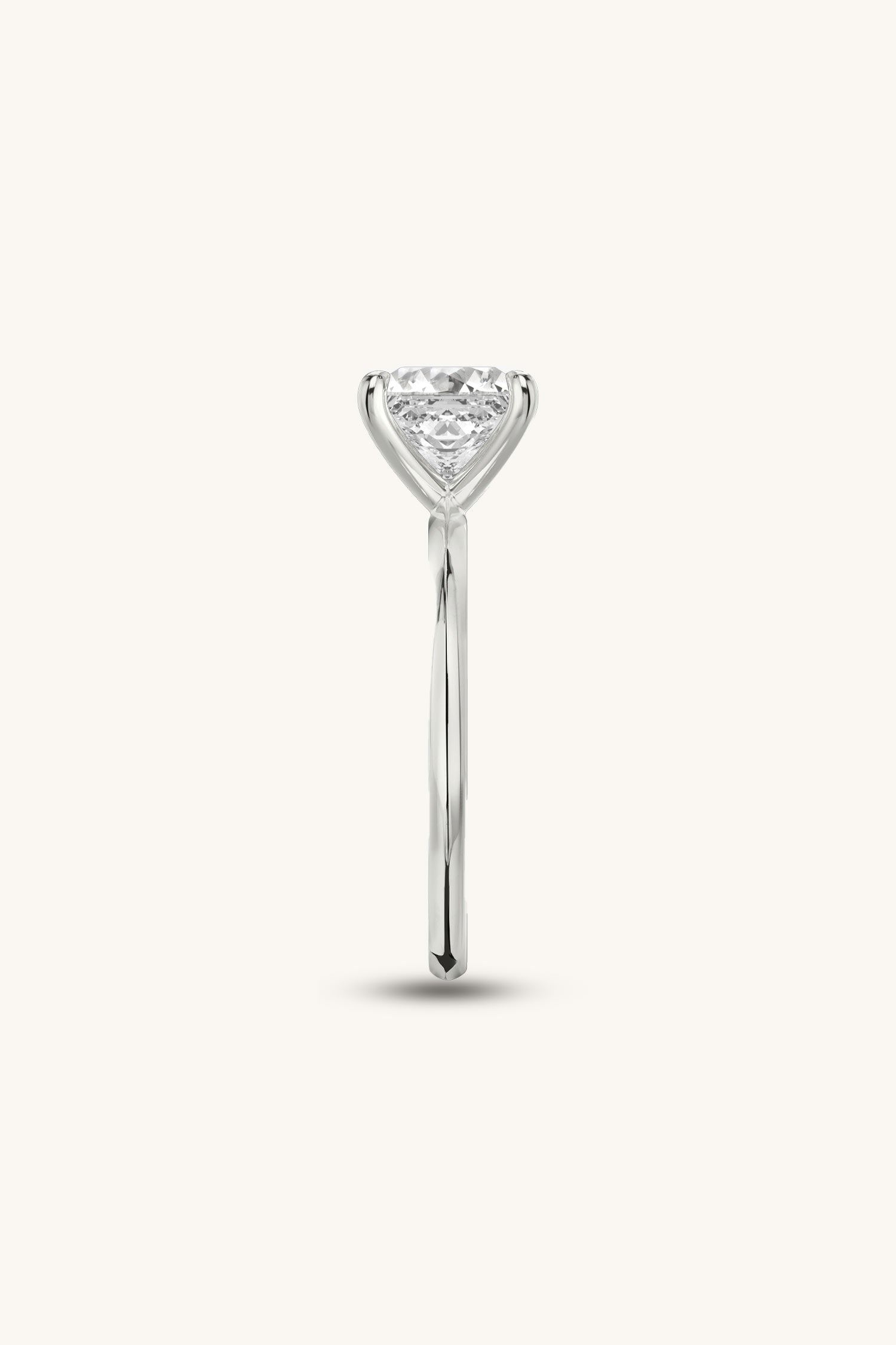 Amália Princess Solitaire Ring