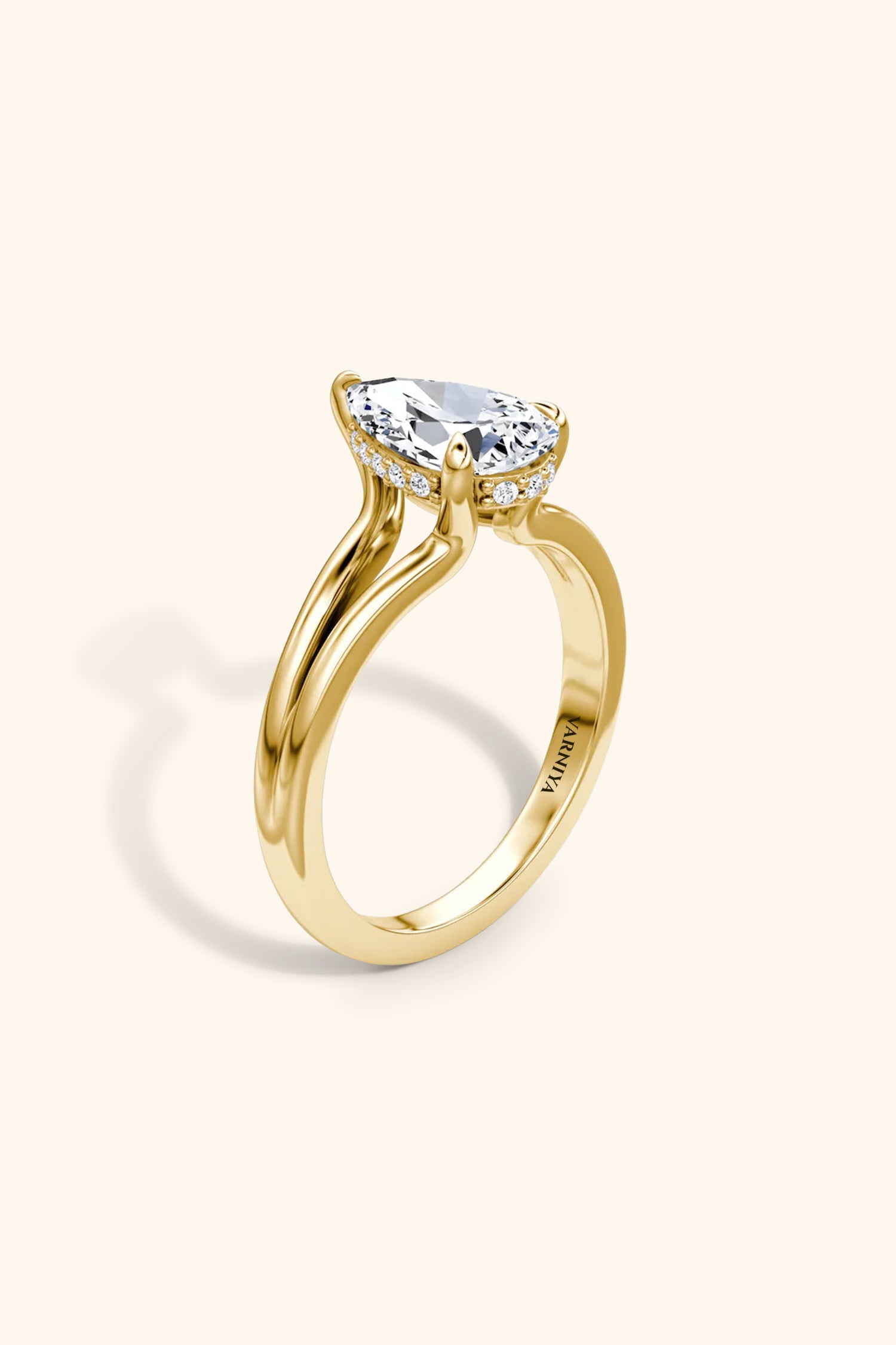 Dulce Halo Pear Solitaire Ring