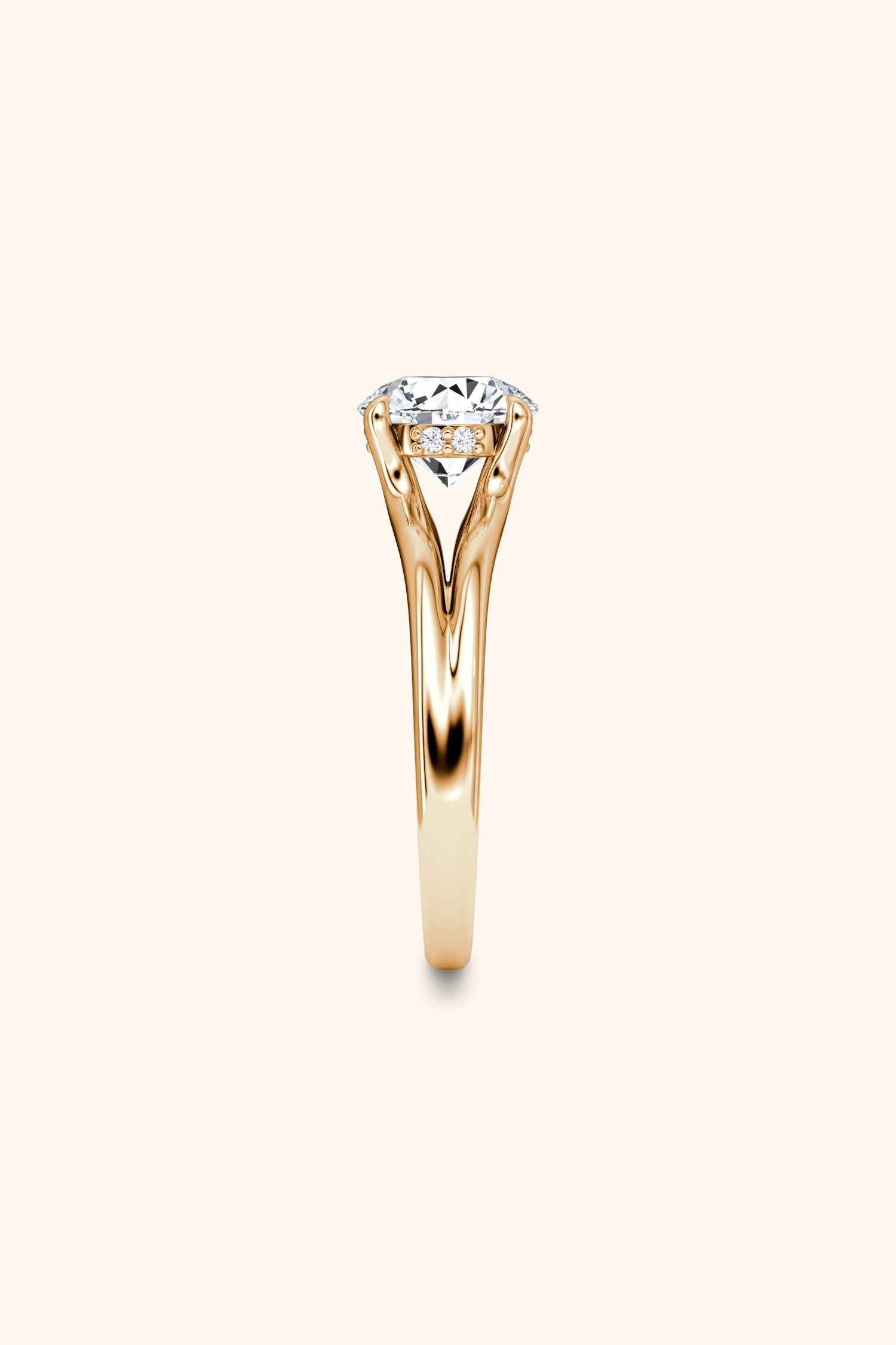 Dulce Halo Round Brilliant Solitaire Ring