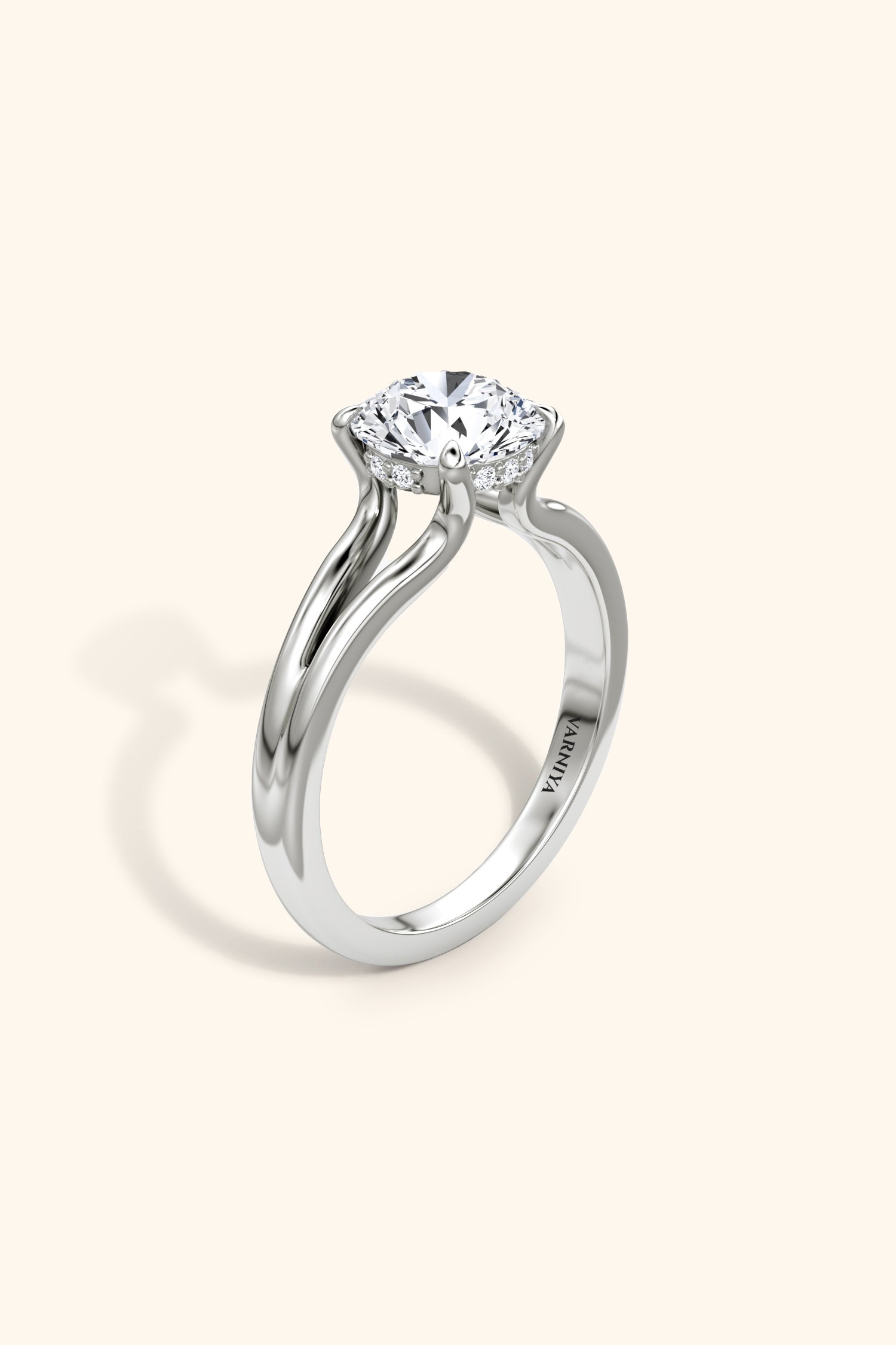 Dulce Halo Round Brilliant Solitaire Ring