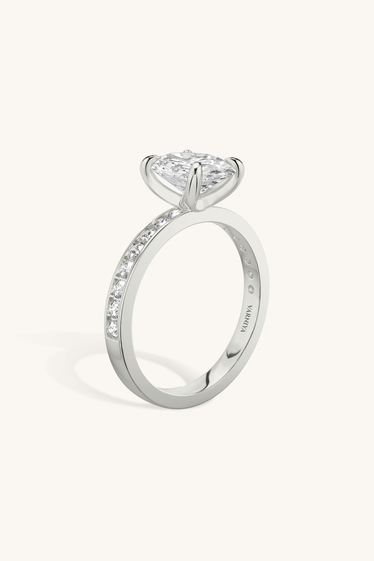 Sequinne Oval Large Pavé Value Band
