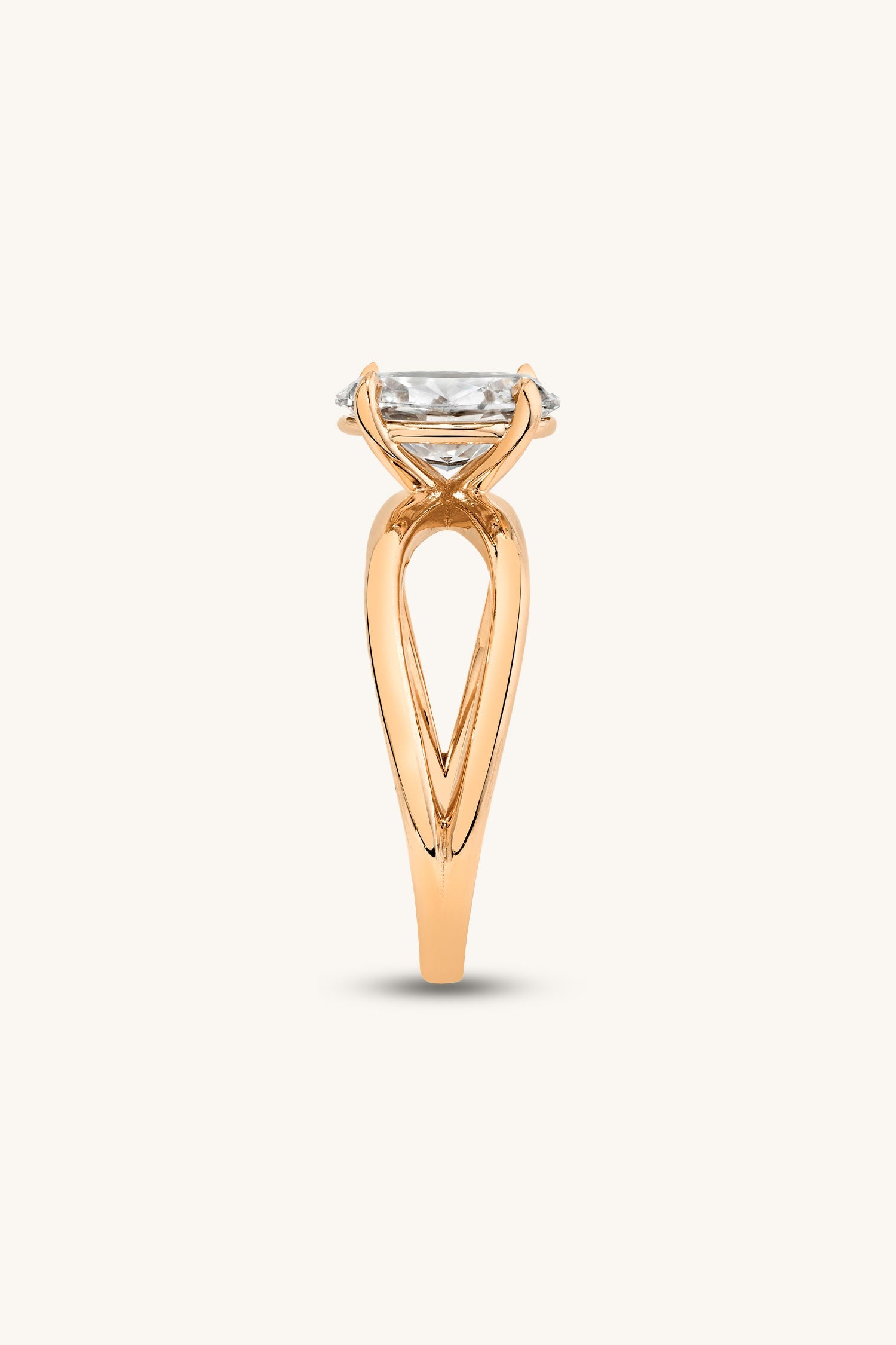 Luisa Oval Solitaire Ring