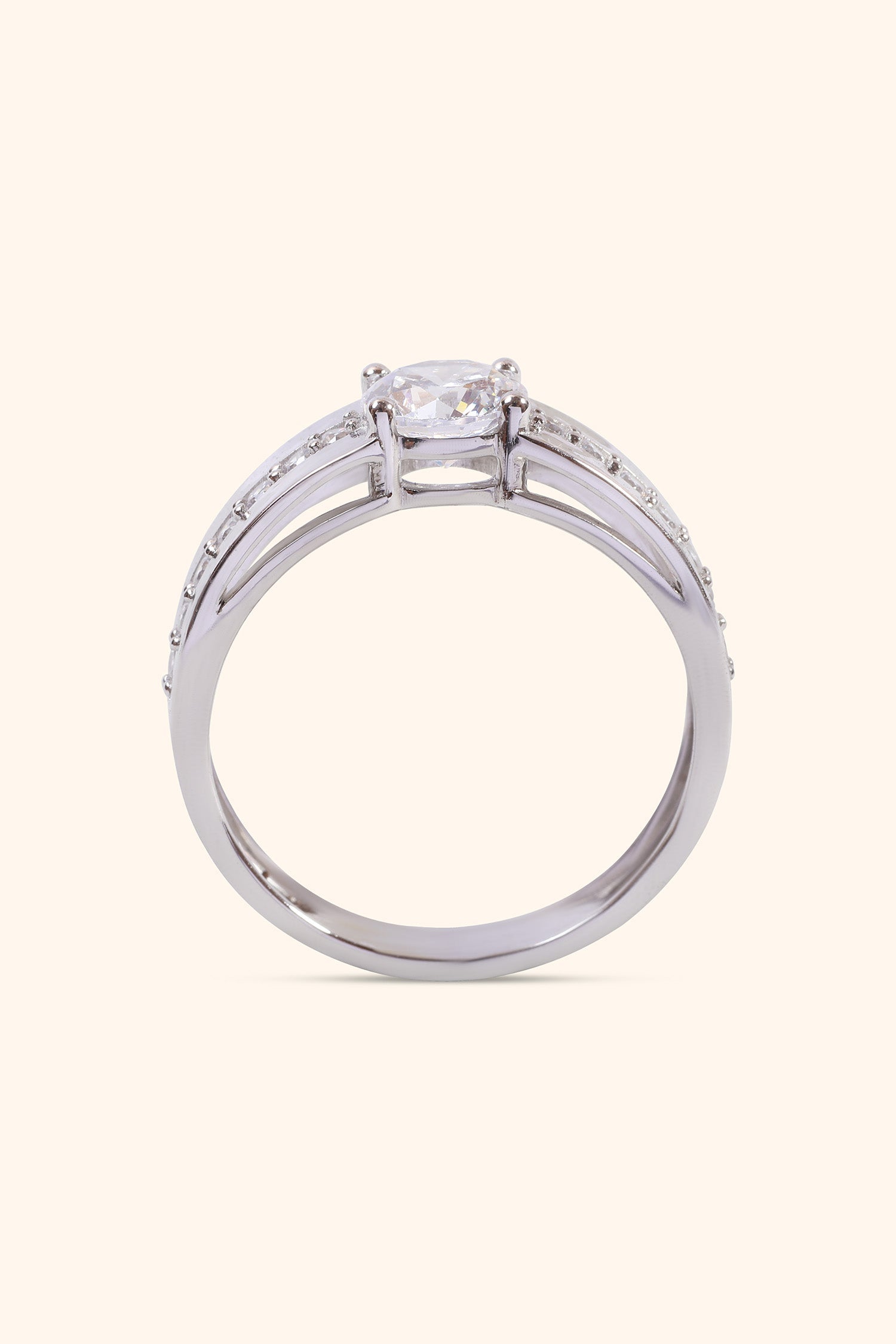 Magnate Mens Pavé Band with a Round Solitaire