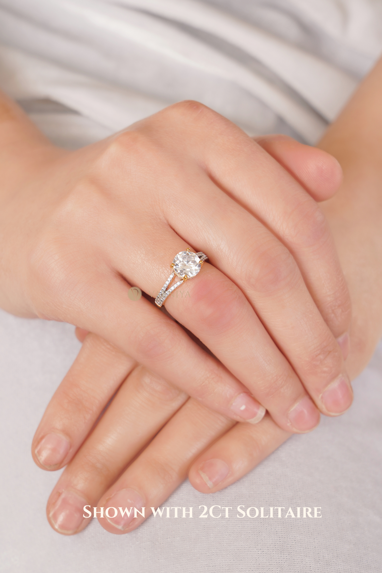 Dulce Halo Round Brilliant Solitaire Pavé Ring