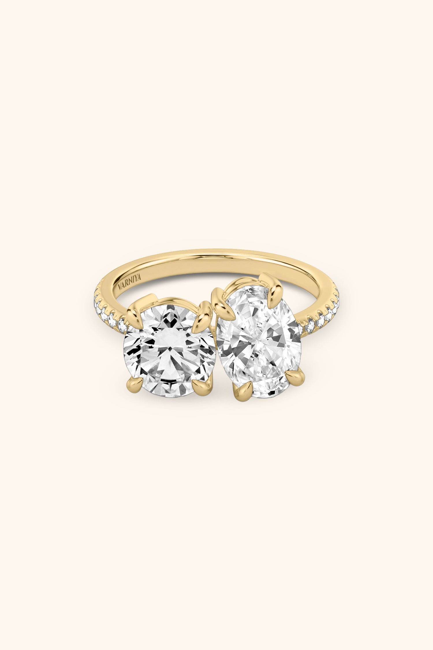 Luminosa Round Brilliant and Oval Solitaire Pavé Ring