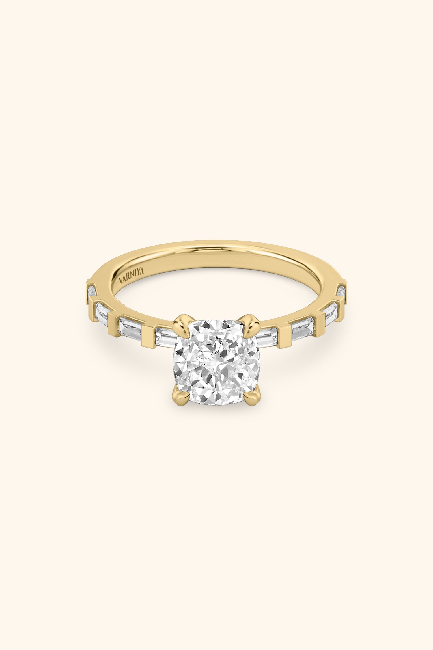 French Bar Embellished with a Cushion Solitaire