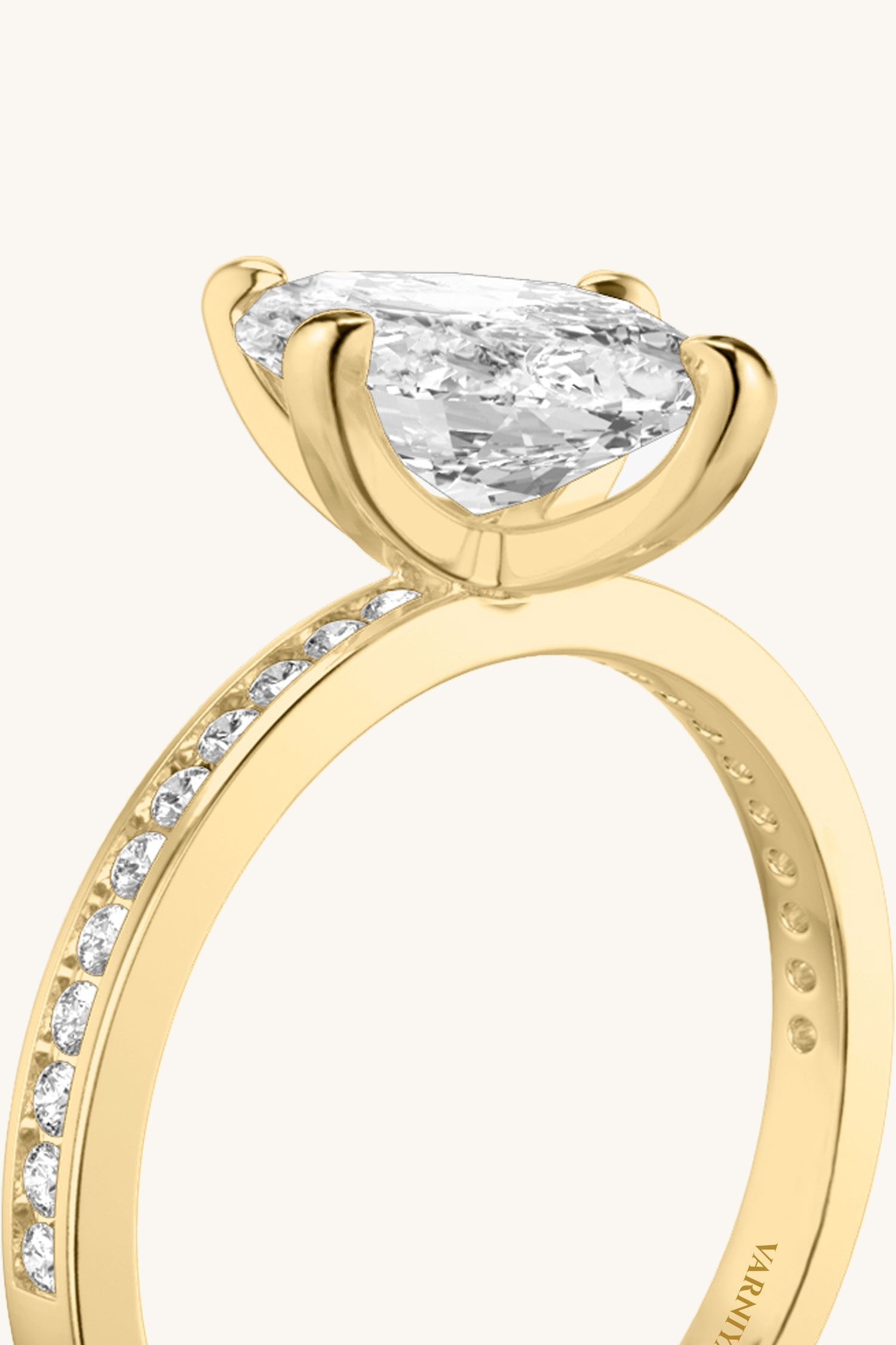 Sequinne Marquise Pavé Band