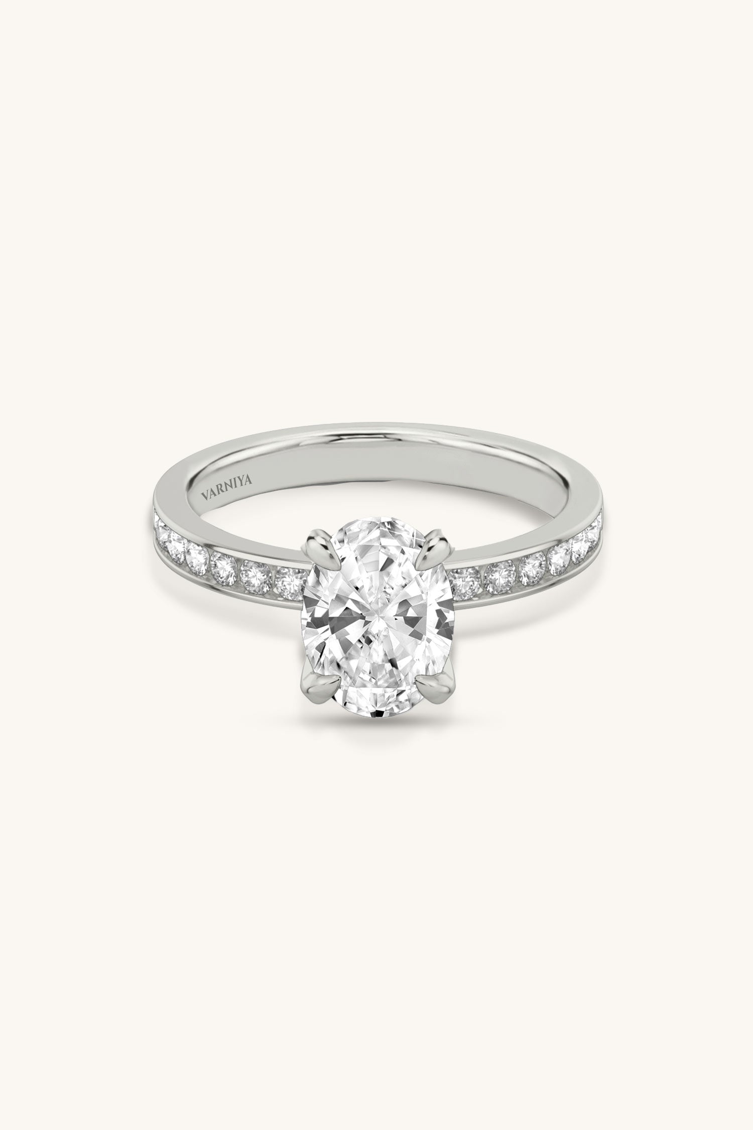 Sequinne Oval Large Pavé Premium Band